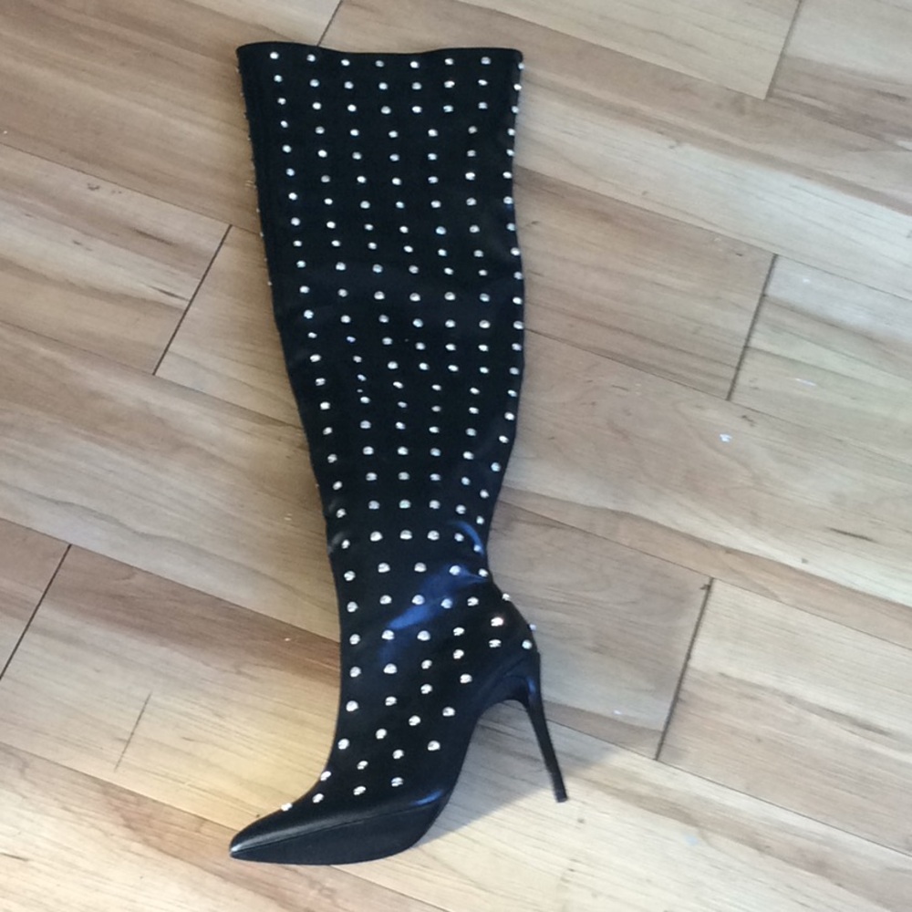 Thigh high Boots